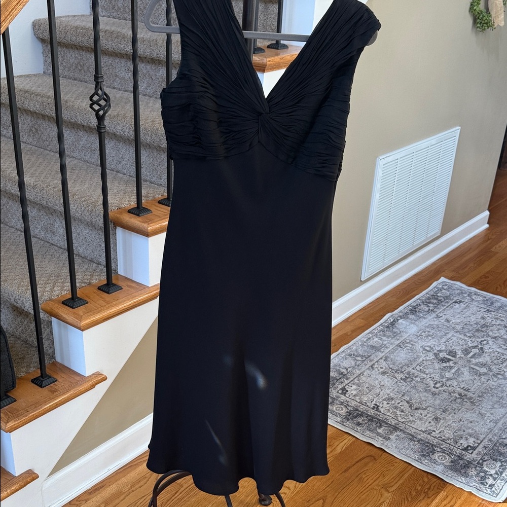 Jones New York Elegant Black Midi Dress